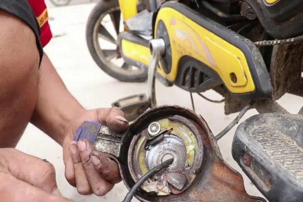 宁河区电动车刹车故障